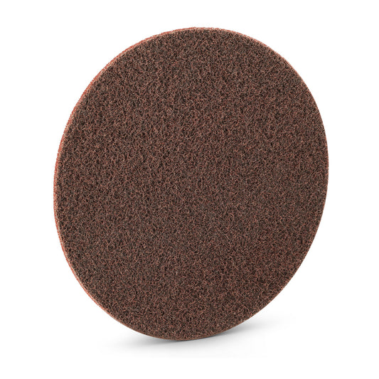 VSM Schleifvliesscheibe KV707K in braun, für gleichmäßiges Finish, Reinigung und Mattierung von Metalloberflächen, ideal für Handwerker und Industrieeinsatz.