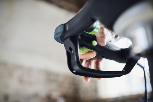 Festool MX 1200 RE Rührwerk Gasgebe-Schalter mit Sanftanlauf in Hand