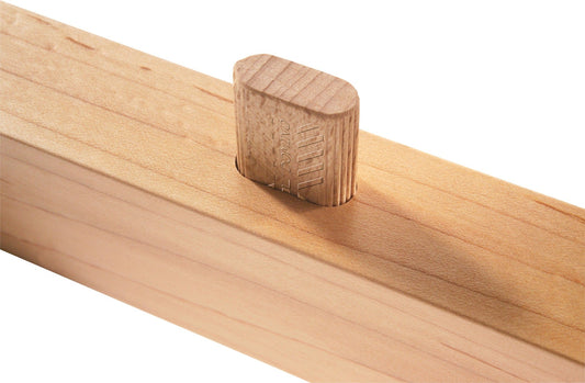 Festool DOMINO Dübel Buche mit Längsrillen in Holz eingesteckt, Größenangabe eingeprägt sichtbar