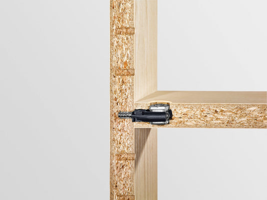 Festool Eckverbinder KV D8/50 montiert in OSB-Platte zur Demontage von Möbelkonstruktionen