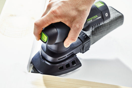 Festool Deltaschleifer DTS 400 mit grünem Schleifteller beim Schleifen von Holz