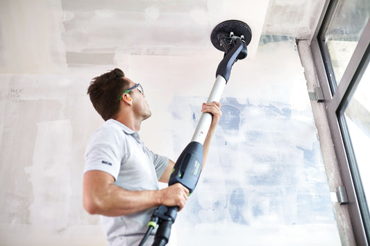 Festool PLANEX easy Langhalsschleifer LHS-E 225 in Anwendung beim Schleifen von Gipskartonwand